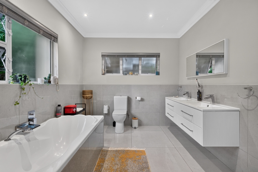 3 Bedroom Property for Sale in Tokai Western Cape